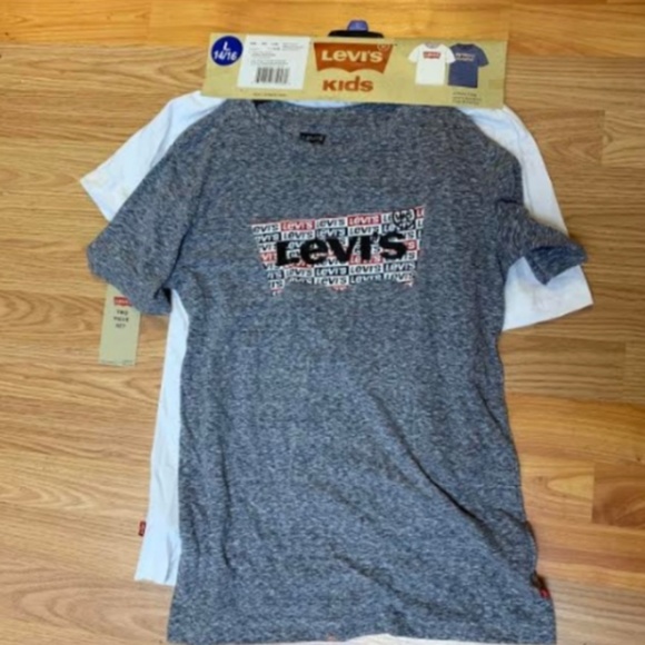 NWT Levi's Logo Youth Boys Tee's 2 pack T-Shirts, White/Gray - Picture 2 of 2